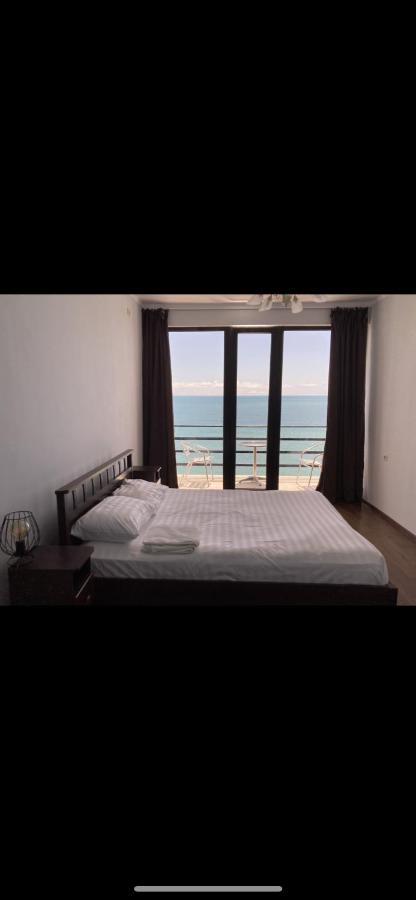 Royal Hotel New Athos Ngoại thất bức ảnh